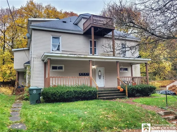 128 Fairview Ave, Jamestown, NY 14701