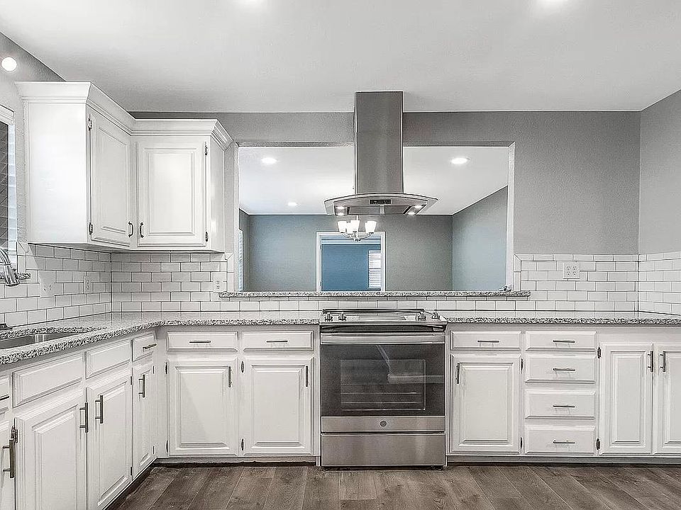 1st image of 5814 Radiant Ln