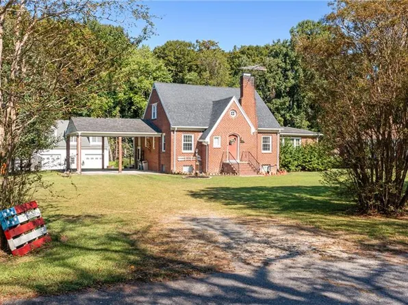 17314 Jolly Cir, Windsor, VA 23487