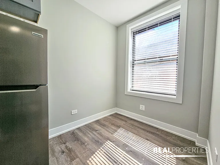 505 West Belmont Ave — Photo 101