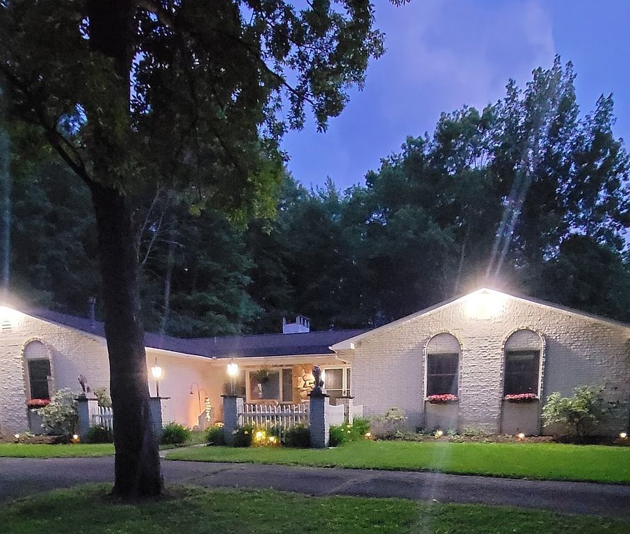 Real estate listing image