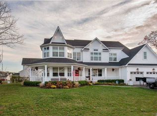 12 Wildflower Dr, Ridge, NY 11961