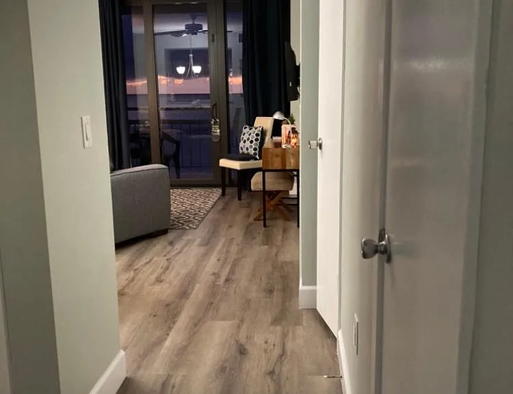180 Seaview Ct #703 — Photo 6