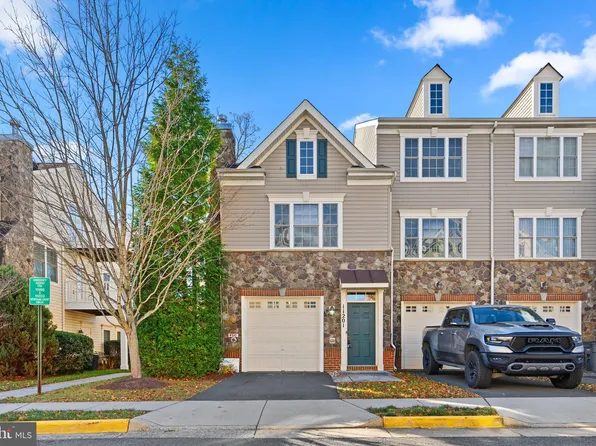 11201 Wortham Crest Cir, Manassas, VA 20109