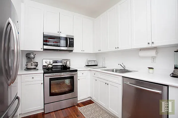 Sold by Halstead Property | media 2