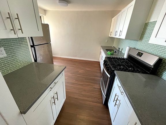 4th image of 47 McKeever Pl APT 11E