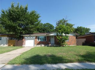 1609 Hillcrest St, Mesquite, TX 75149