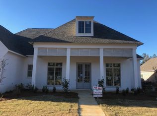 221 S Woodcreek Rd, Madison, MS 39110