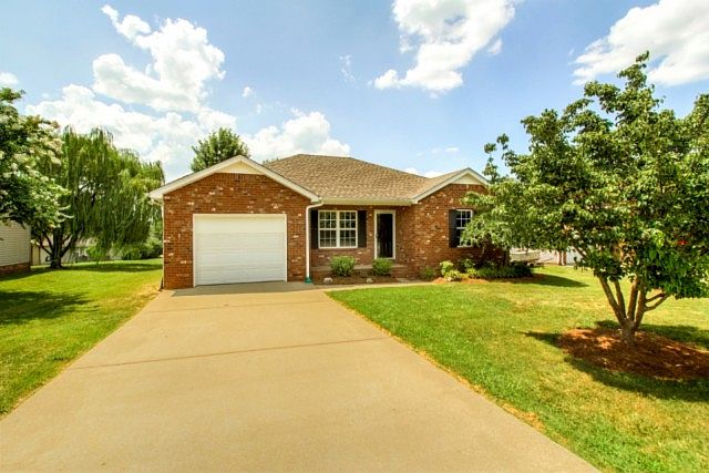 1st image of 1799 Lucille Ln