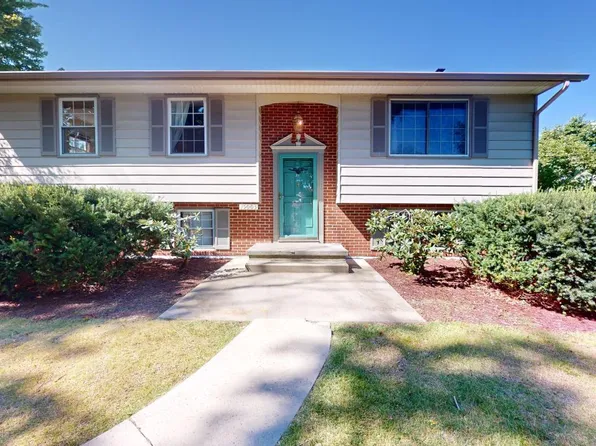 15003 Potomac St, Cresaptown, MD 21502