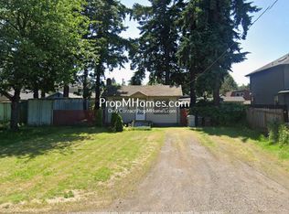 8334 SE Clatsop St, Happy Valley, OR 97086