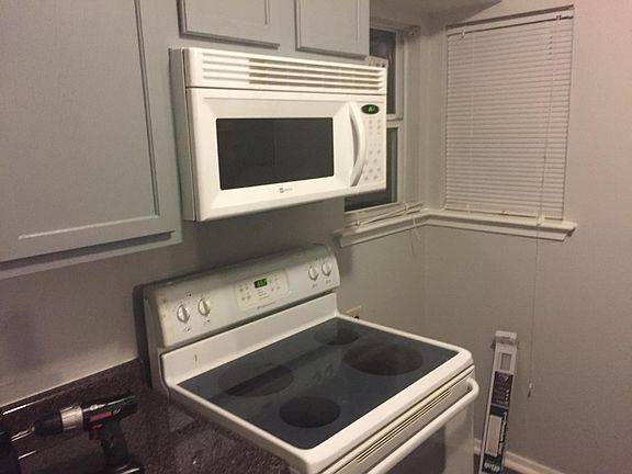 Microwave, Glass Electric Stove