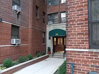 Sold by Thomas Lipovetsky, LREB