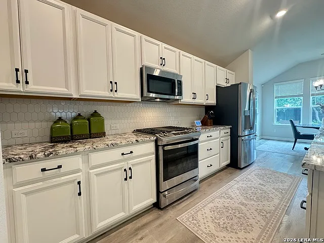 142 Willamette Way — Photo 6