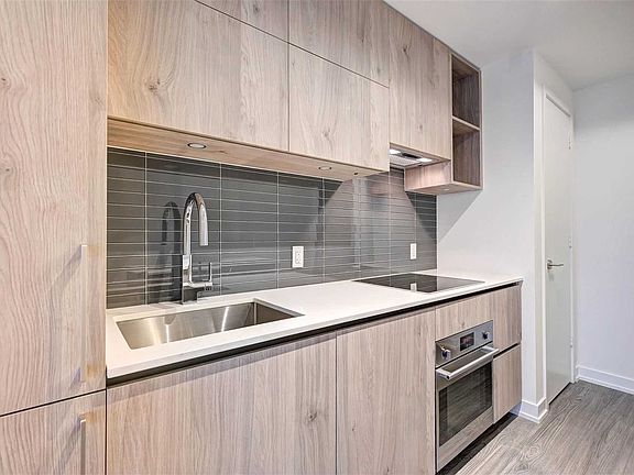 5th image of 1 Yorkville Ave #5006