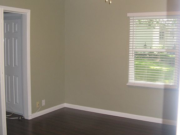 4th image of 2201 Santa Anita Ave #B