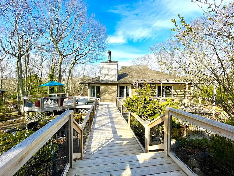 Peconic Hills Dr — Photo 27