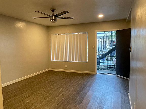 3rd image of 1305 W 19th St #4