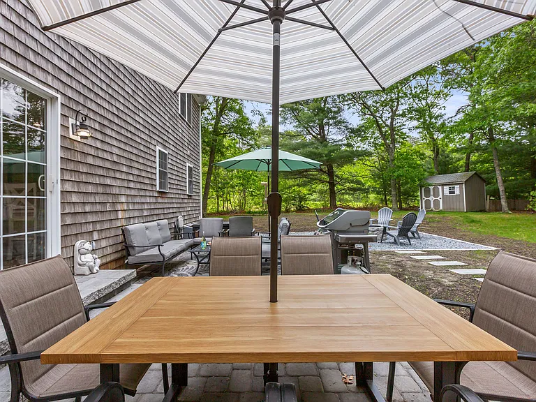 10 Kristina Ln — Photo 21