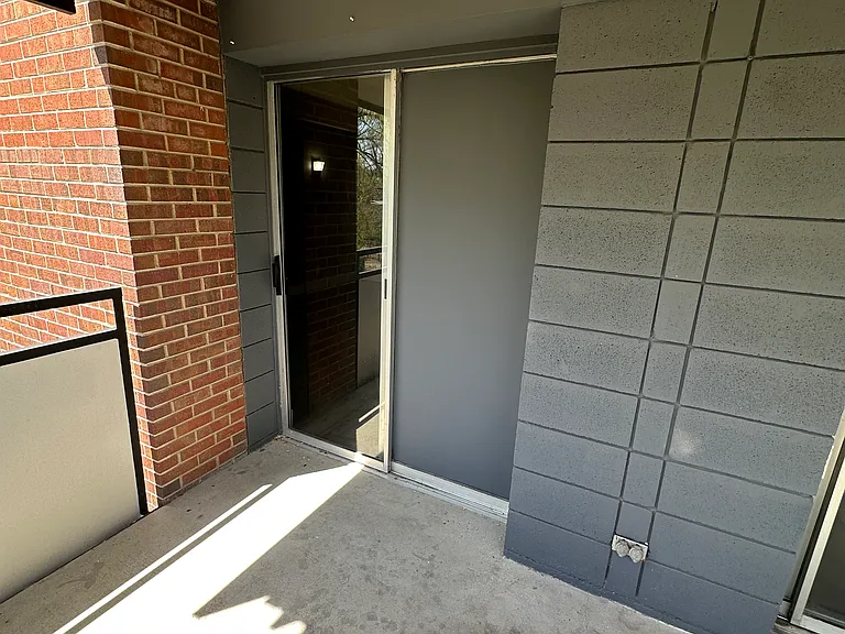 Luxe Tower apartments — Photo 49