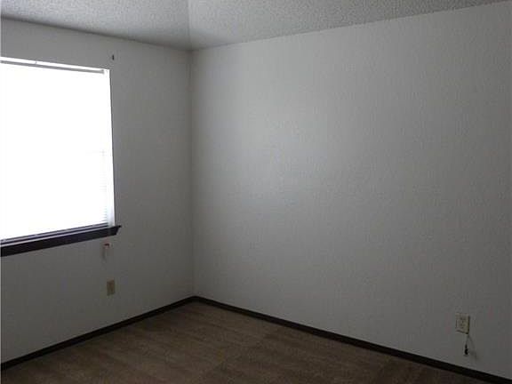 5th image of 10404 Eaglestone Way