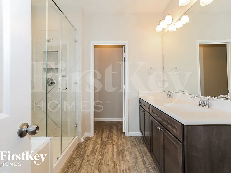 14221 Rainier Peak Xing — Photo 10