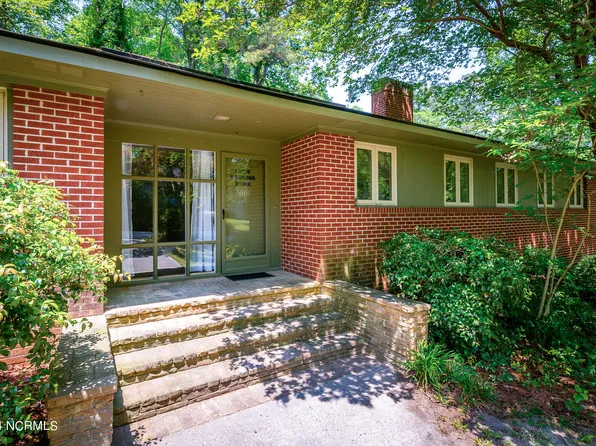 1601 Beaumont Drive, Greenville, NC 27858