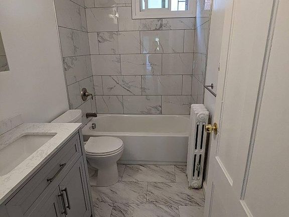 2nd image of 238 Richmond Ave #3