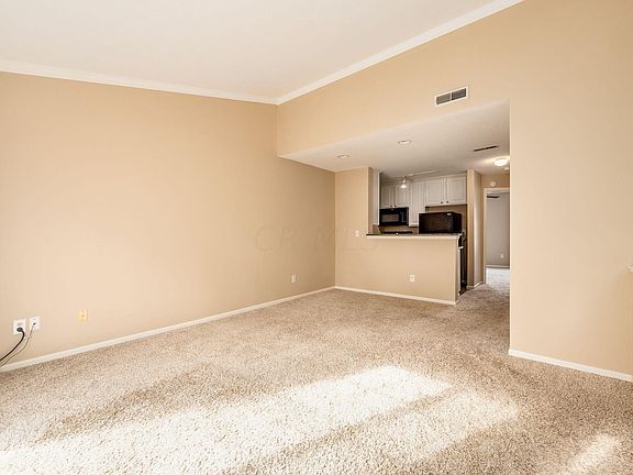 2nd image of 3250 Heritage Glen Dr #3250HD