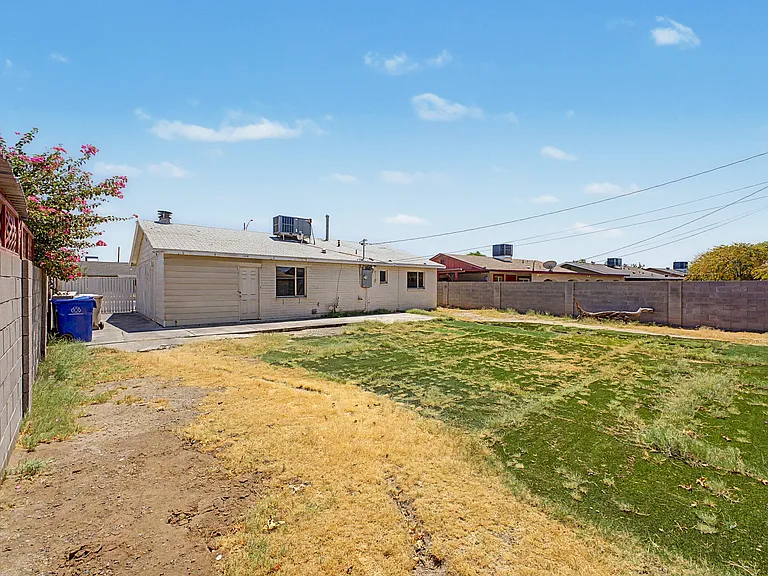 5828 N 63rd Dr — Photo 22