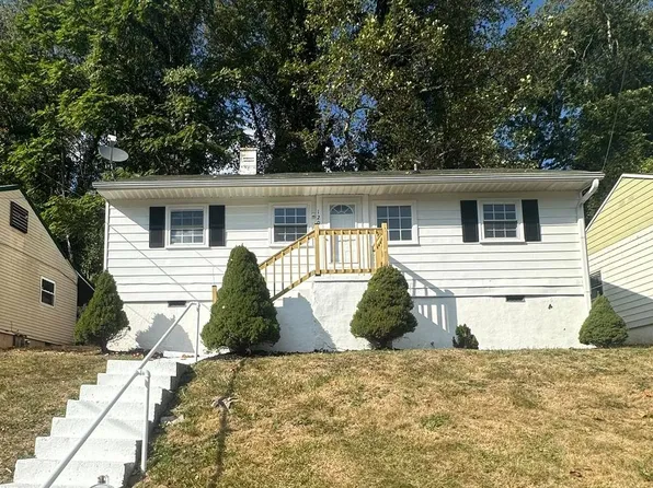 1206 Ashwood Rd, Charleston, WV 25314