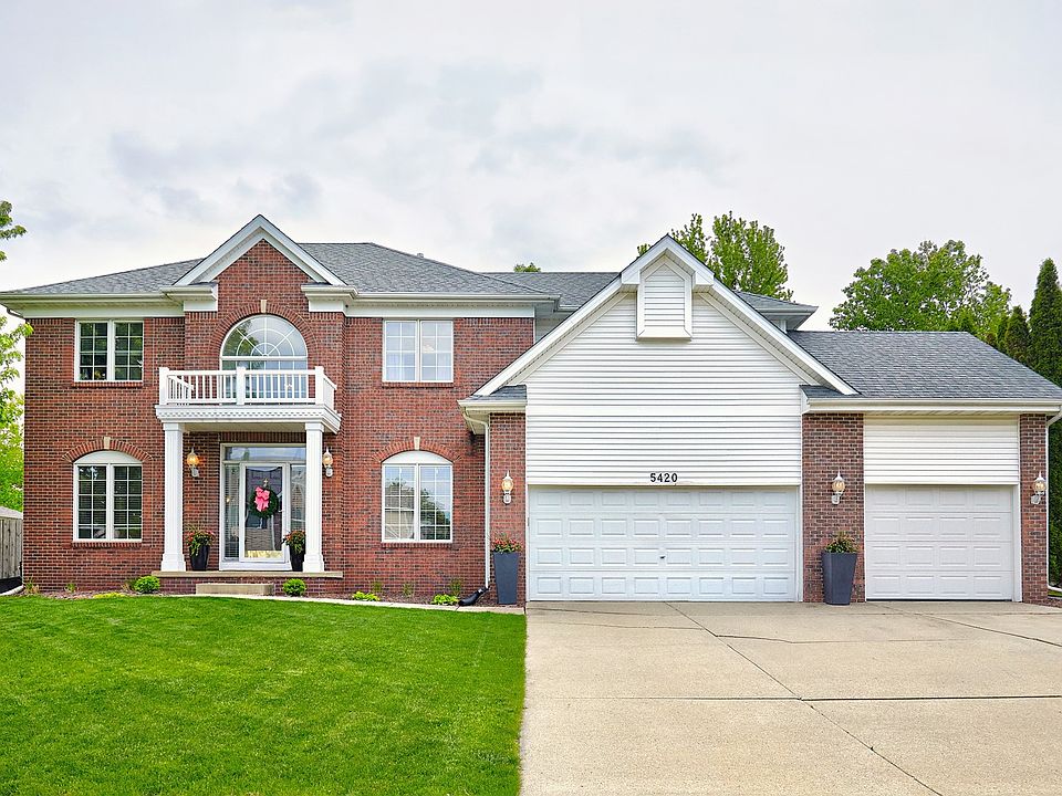 1st image of 5420 Coachlight Dr