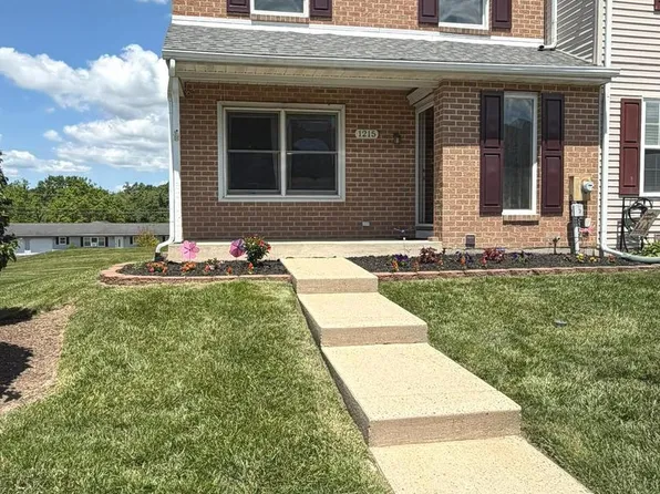 1215 Pine Ridge Dr, Perkiomenville, PA 18074