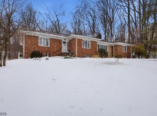 17 Helen St, Warren Twp., NJ 07059