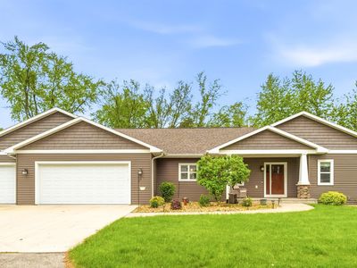 3810 Apple Ln, Oshkosh, WI, 54902