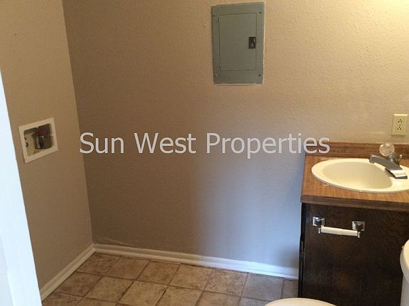 5th image of 2008 N Tucker Ave APT A