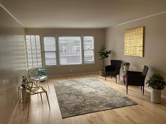 3rd image of 2016 Laguna St #2E