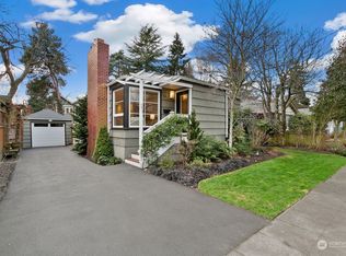 7017 18th Ave NW, Seattle, WA 98117