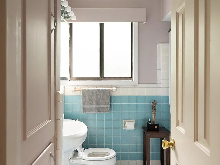 25863 Woodward Ave #203 — Photo 2