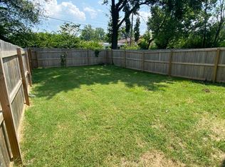 128 Redwood Rd #128, Columbia, MO 65203