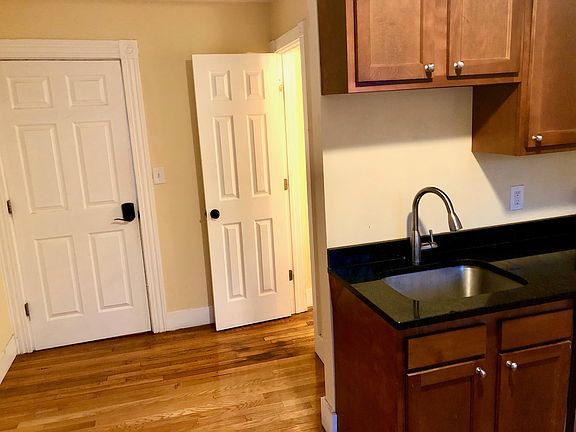 5th image of 57 Blake St #2