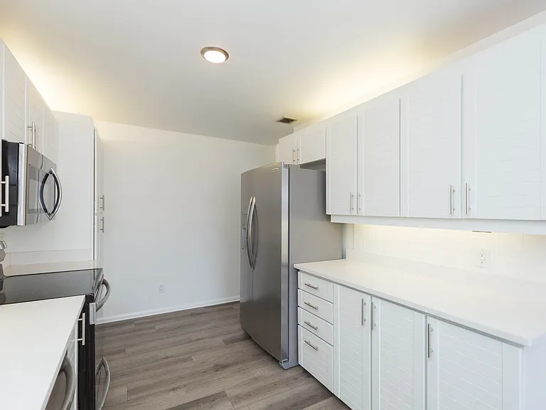 1653 W Snow Cir — Photo 15