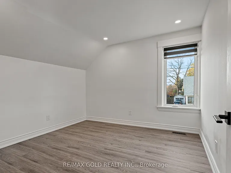 59 David St — Photo 14