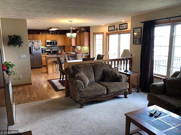 4th image of 1246 Bellflower Ln NE