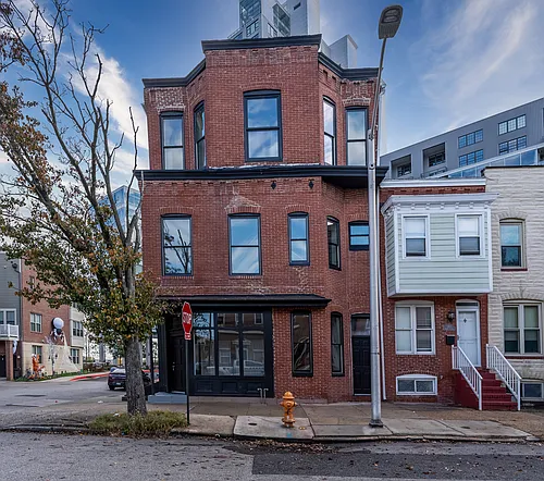 1301 Andre St #A Photo 1