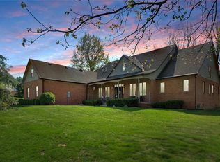 3401 Fairway Dr, Danville, IL 61832