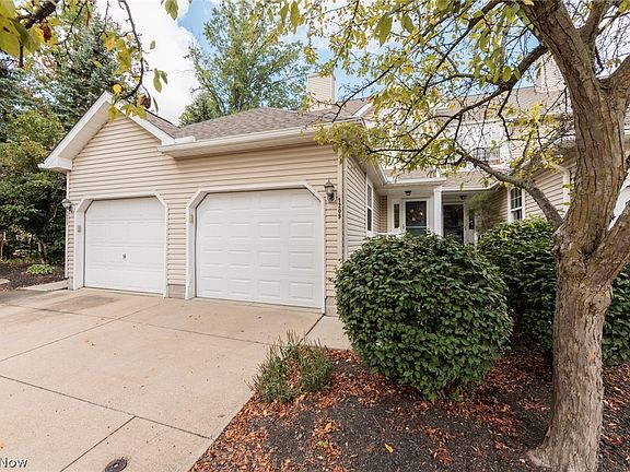 2nd image of 1209 Windmill Way S
