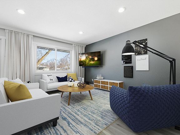 5th image of 625 Portland Pl