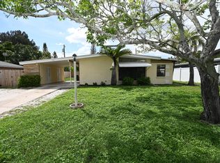 1500 Dartmouth Dr, Bradenton, FL 34207