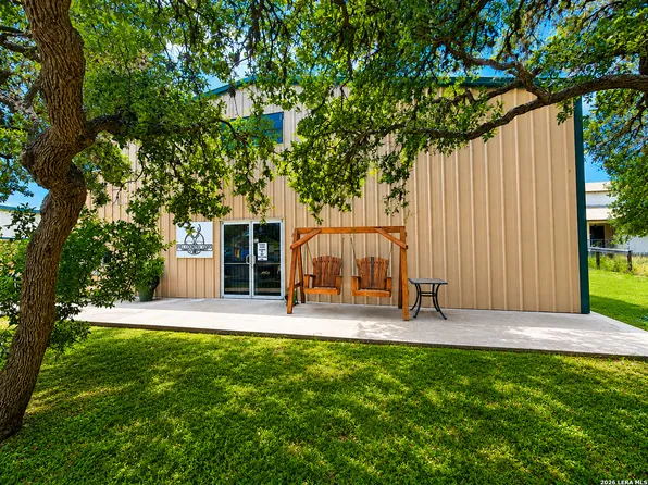 206 N LEON KLINK ST, Camp Wood, TX 78833